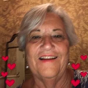 Meet your Posher, Connie